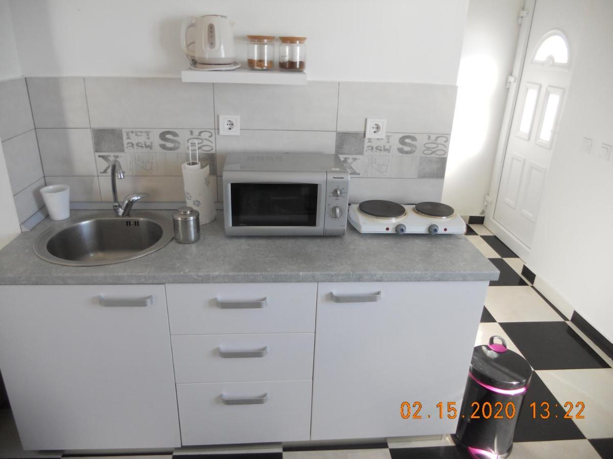 Blue Horizon Apartment Dobra Voda Exterior photo